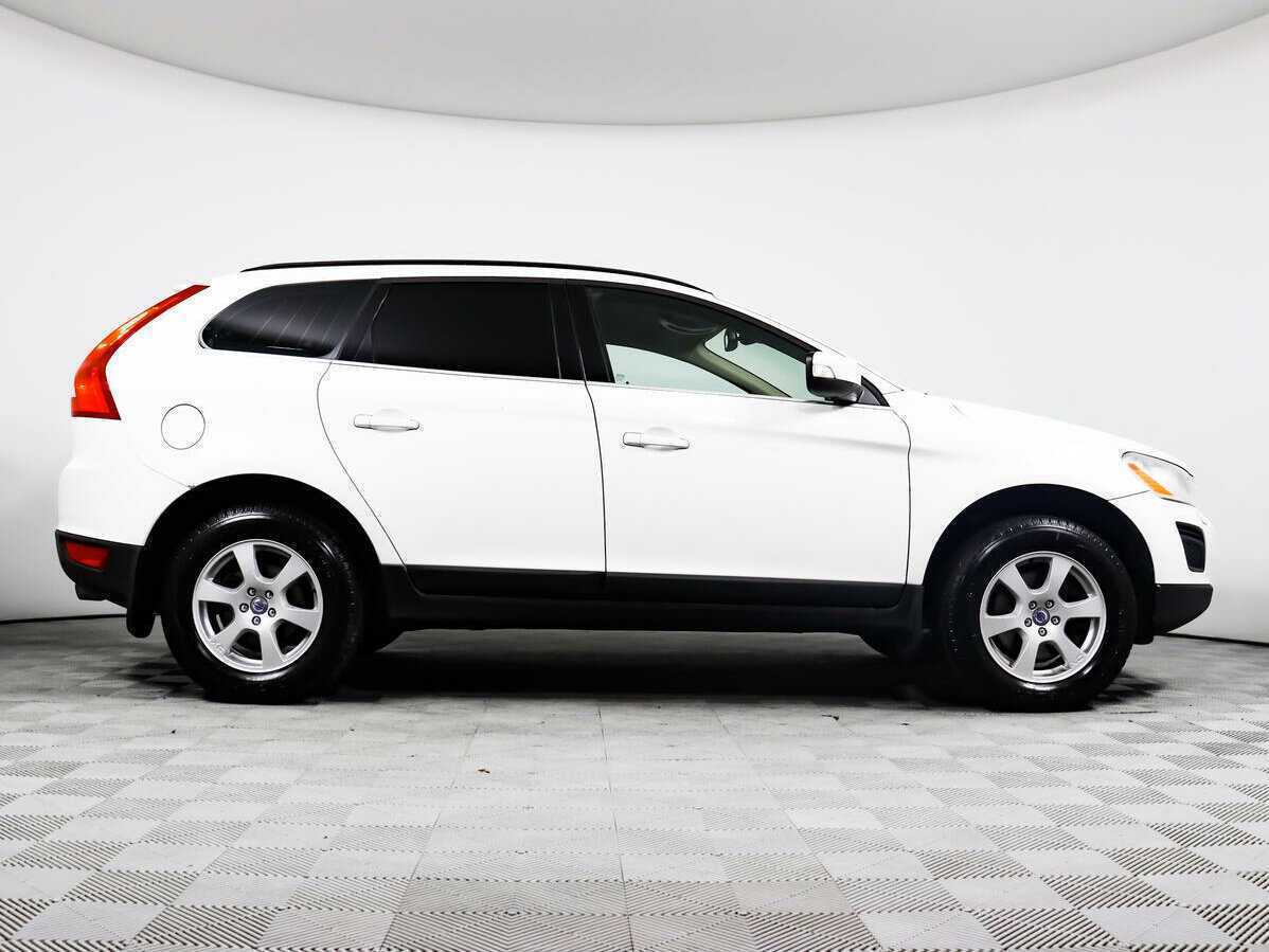 Volvo XC60 с пробегом — 2010 год. Фото: #3