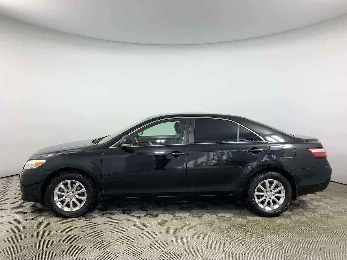 Toyota Camry с пробегом — 2011 год. Фото: #6