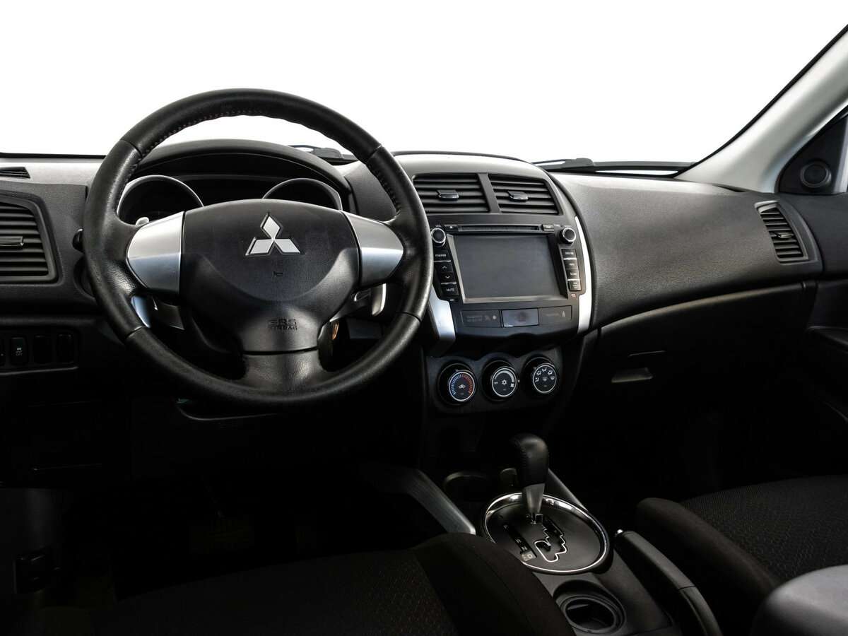 Mitsubishi ASX с пробегом — 2012 год. Фото: #8