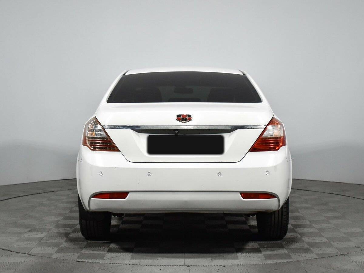 Geely Emgrand EC7 с пробегом — 2013 год. Фото: #5