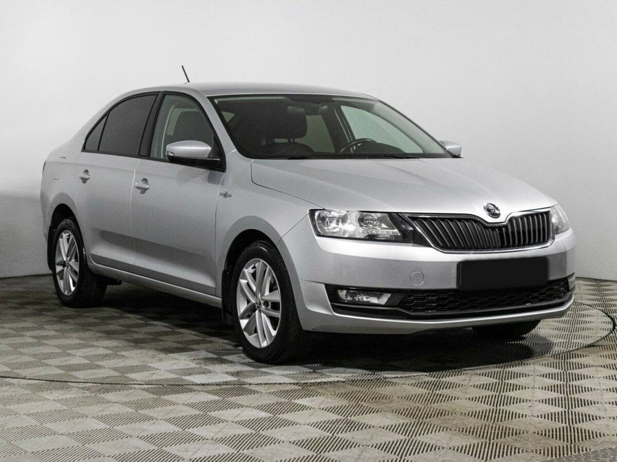 Skoda Rapid с пробегом — 2018 год. Фото: #2