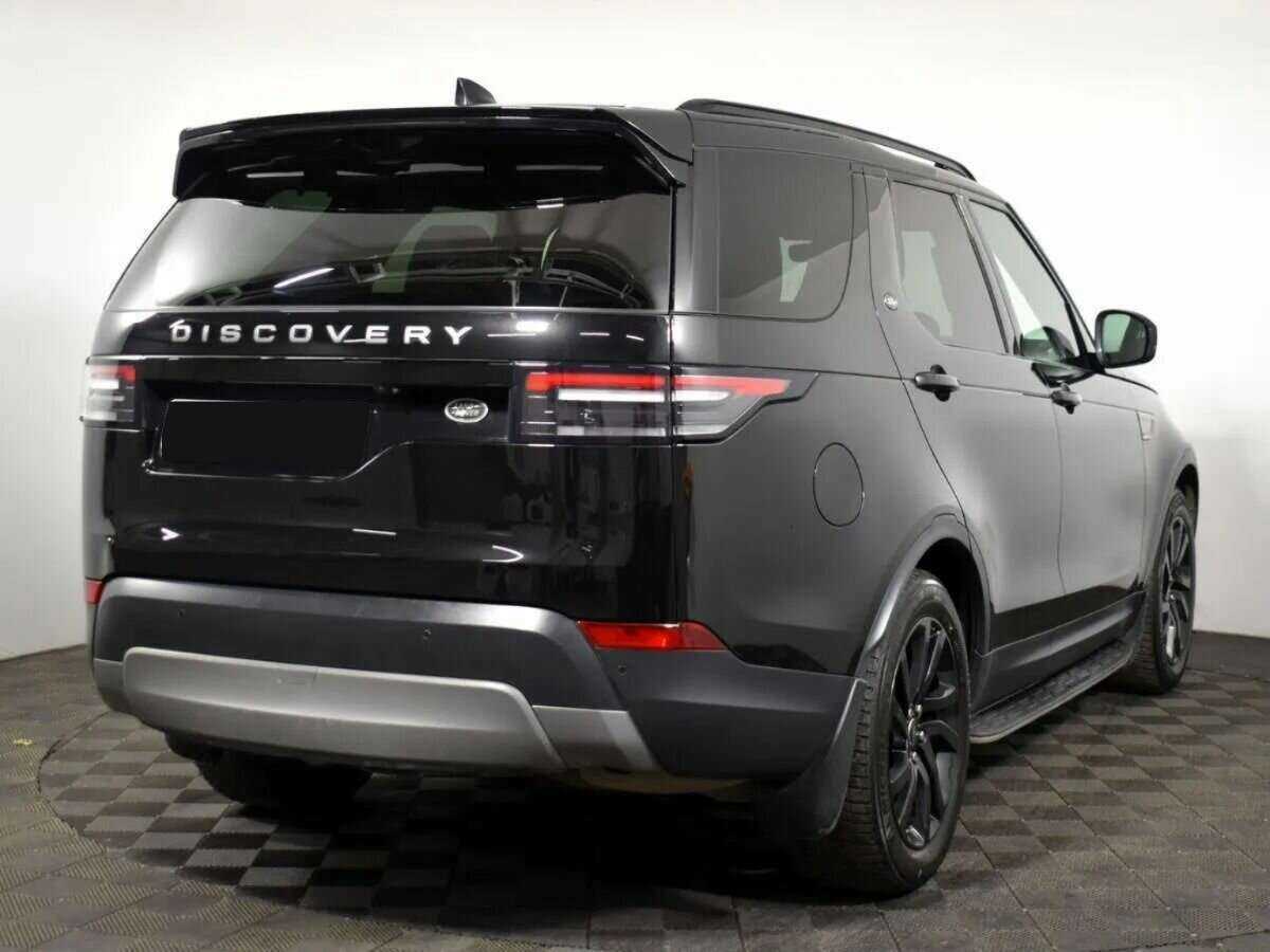 Land Rover Discovery с пробегом — 2018 год. Фото: #2