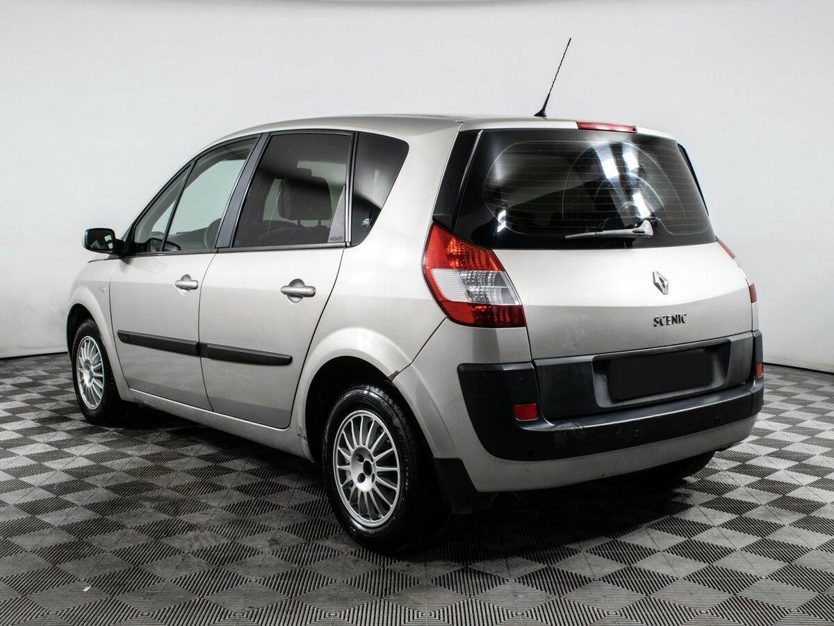 Renault Scenic с пробегом — 2006 год. Фото: #3