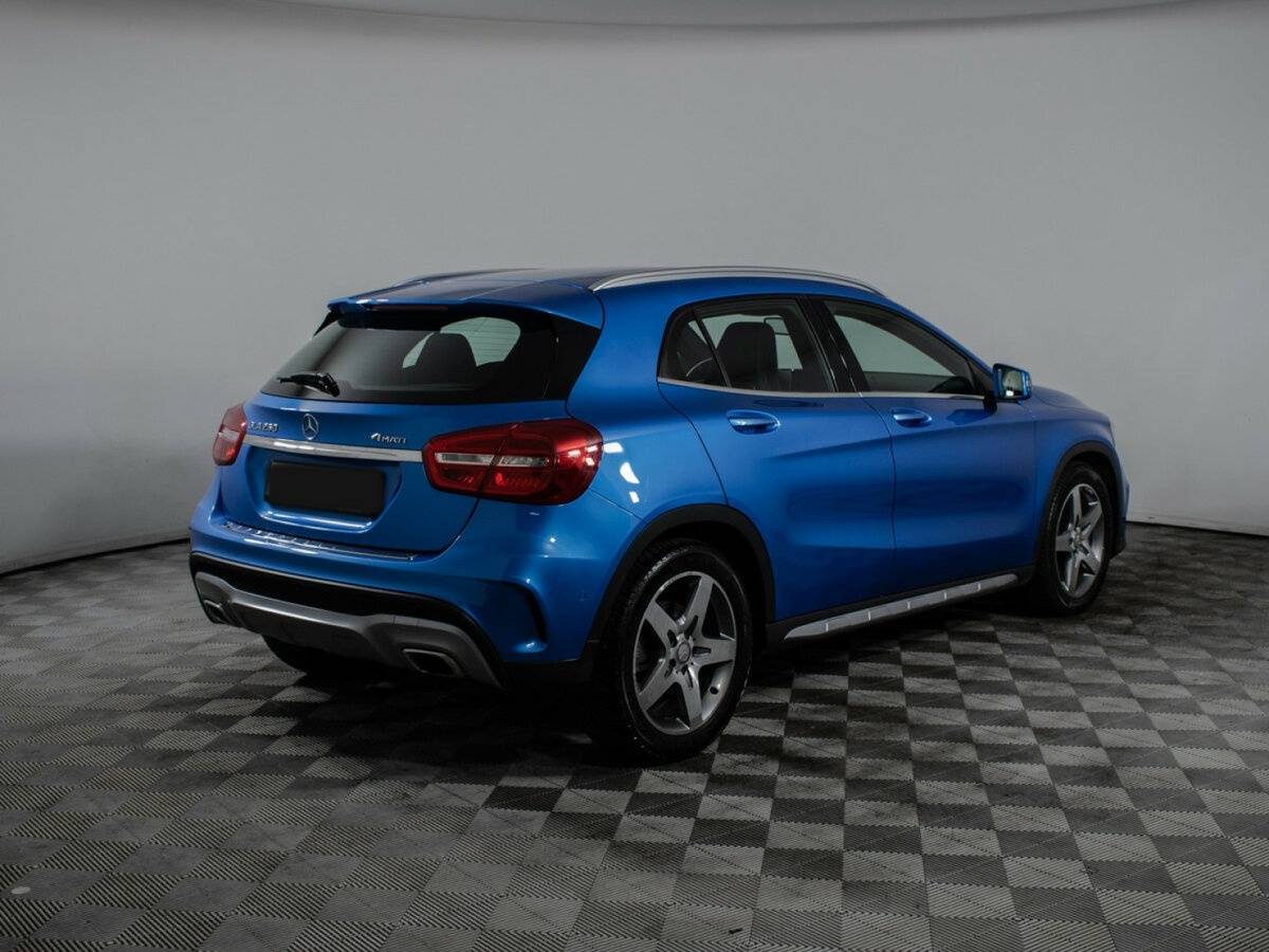 Mercedes-Benz GLA с пробегом — 2015 год. Фото: #4