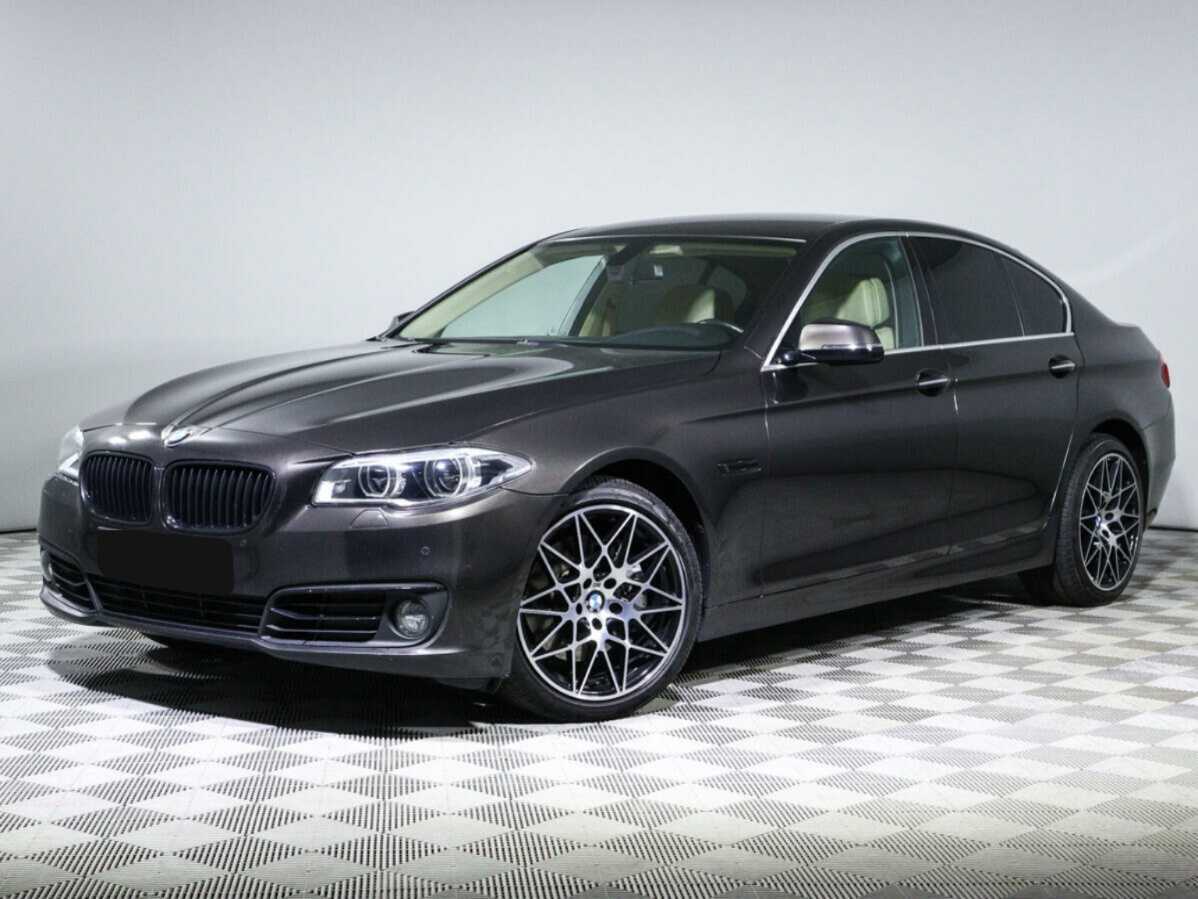 BMW 5 серии с пробегом — 2016 год. Фото: #0