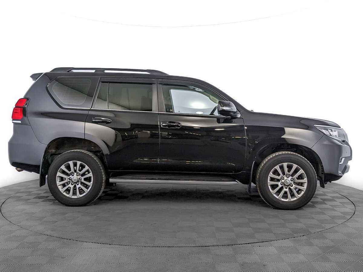 Toyota Land Cruiser Prado с пробегом — 2019 год. Фото: #3
