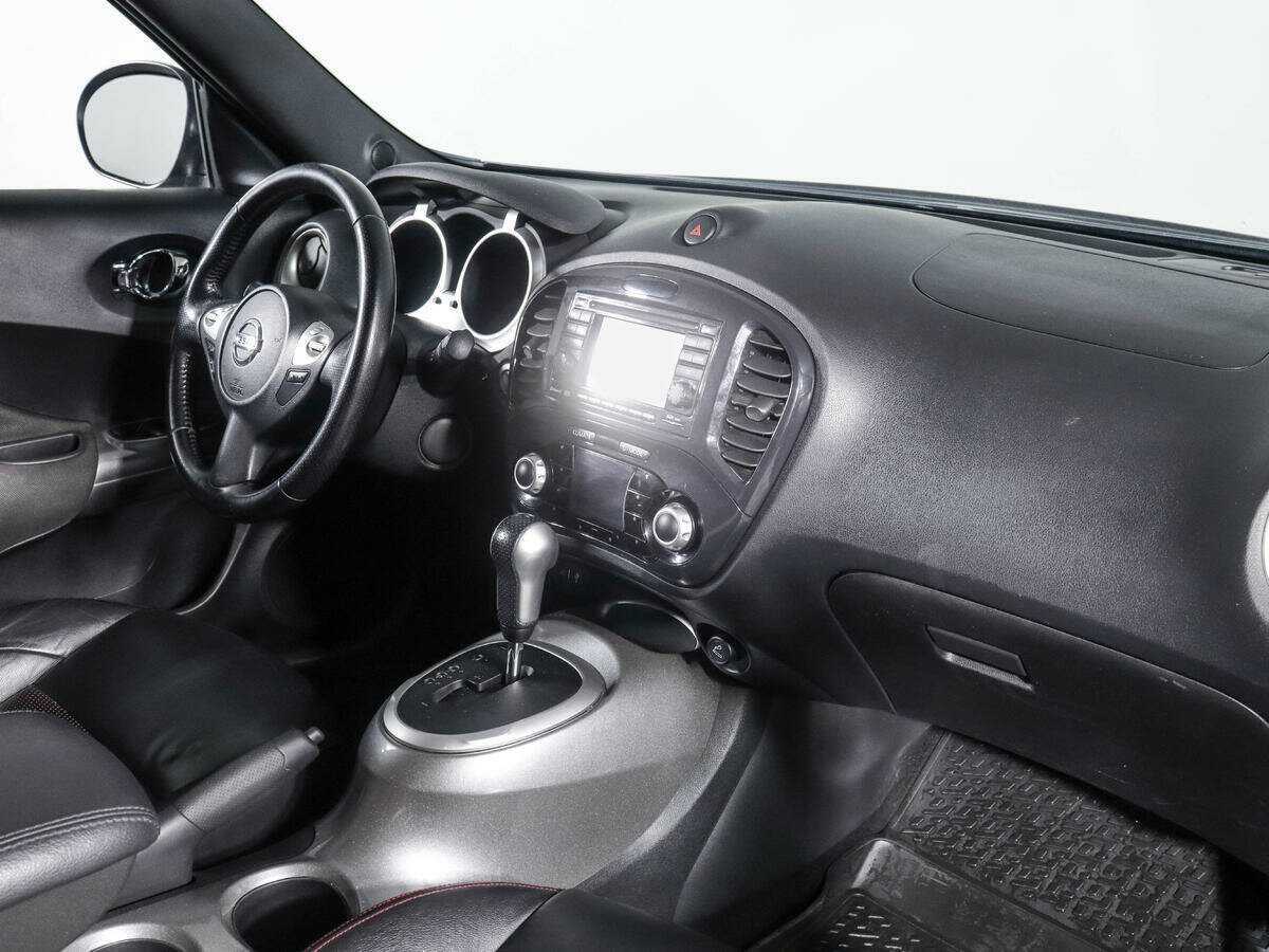 Nissan Juke с пробегом — 2011 год. Фото: #8