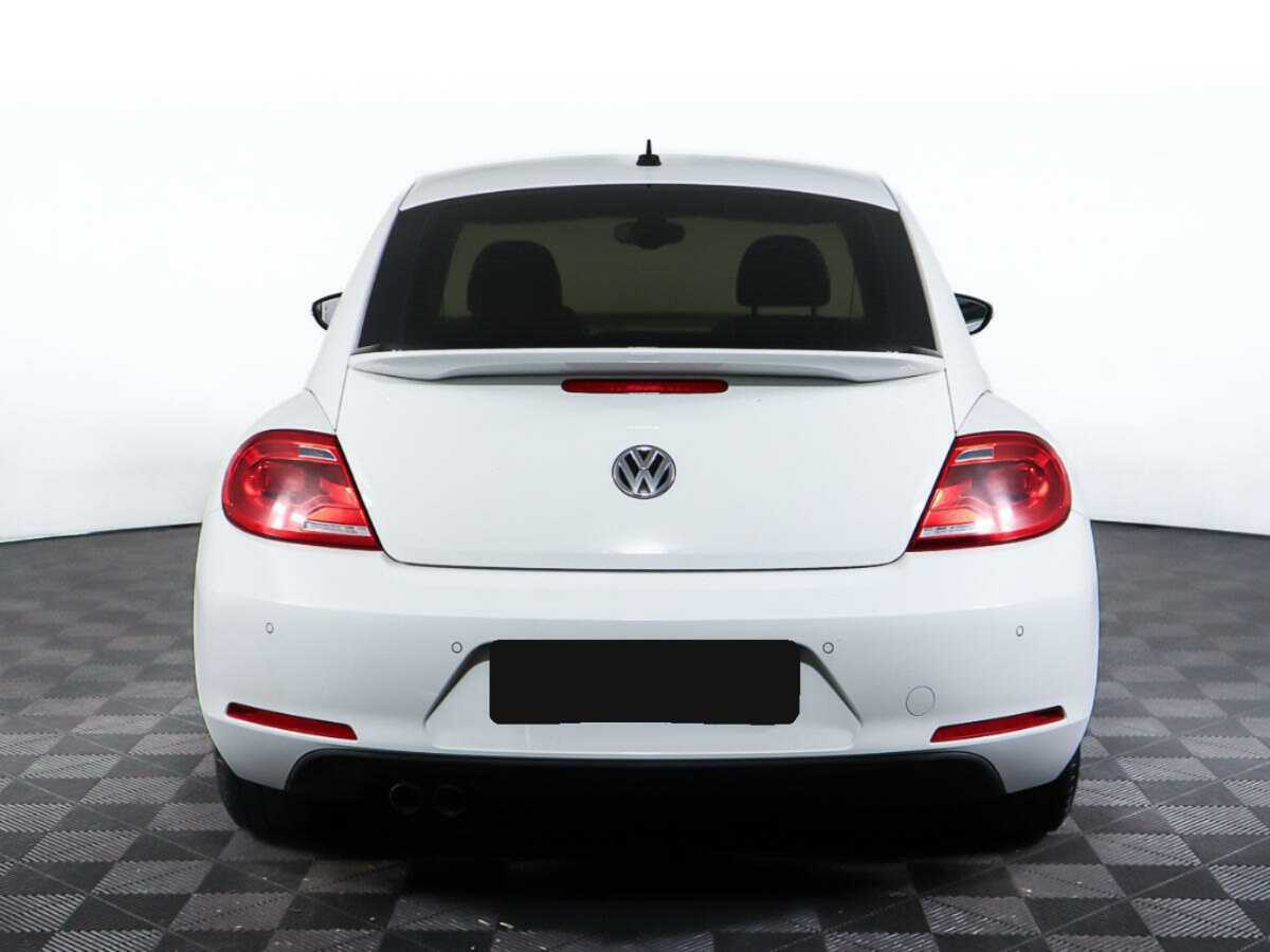 Volkswagen Beetle с пробегом — 2014 год. Фото: #5