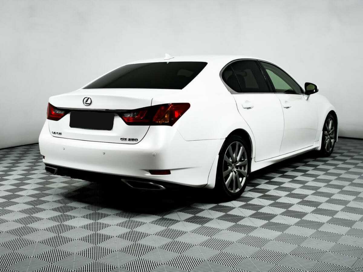 Lexus GS с пробегом — 2012 год. Фото: #4