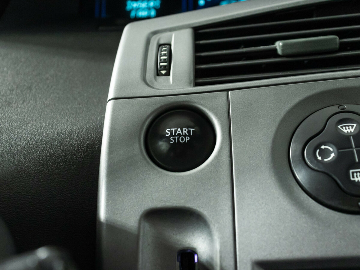 Renault Scenic с пробегом — 2008 год. Фото: #15