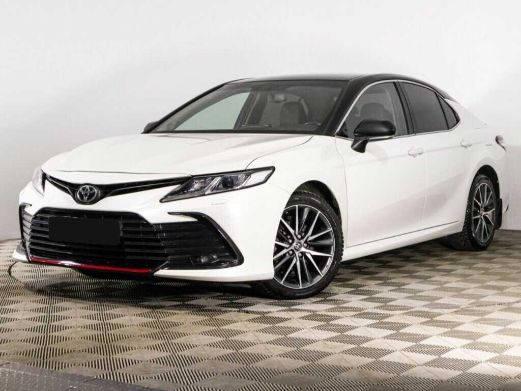 Toyota Camry с пробегом — 2021 год. Фото: #0