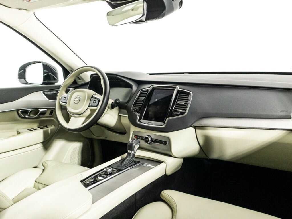 Volvo XC90 с пробегом — 2015 год. Фото: #8