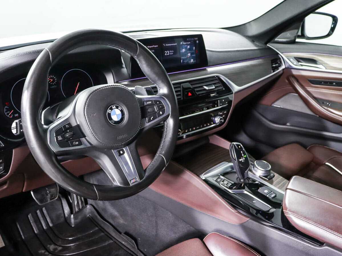 BMW 5 серии с пробегом — 2019 год. Фото: #13