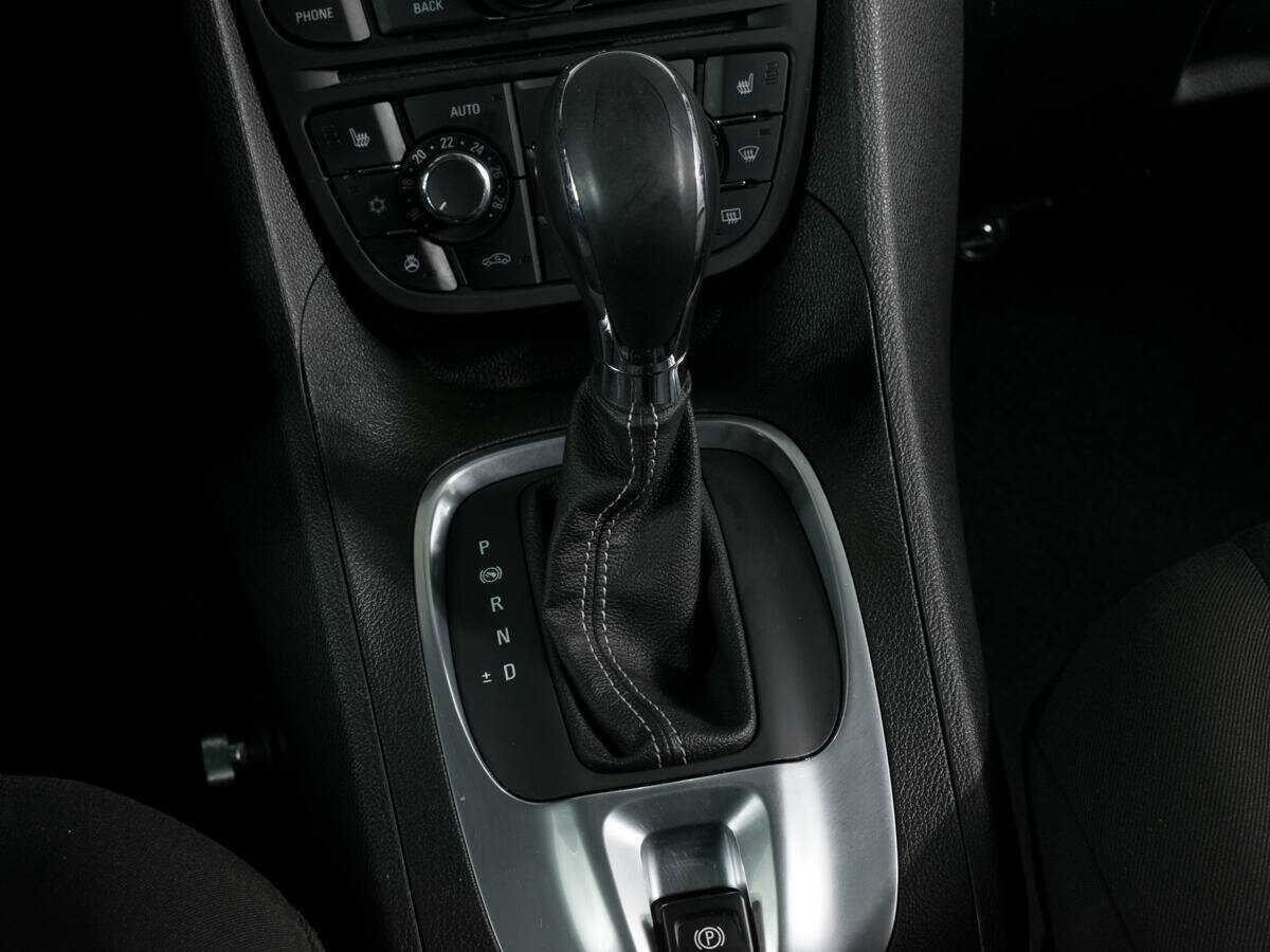 Opel Meriva с пробегом — 2014 год. Фото: #13