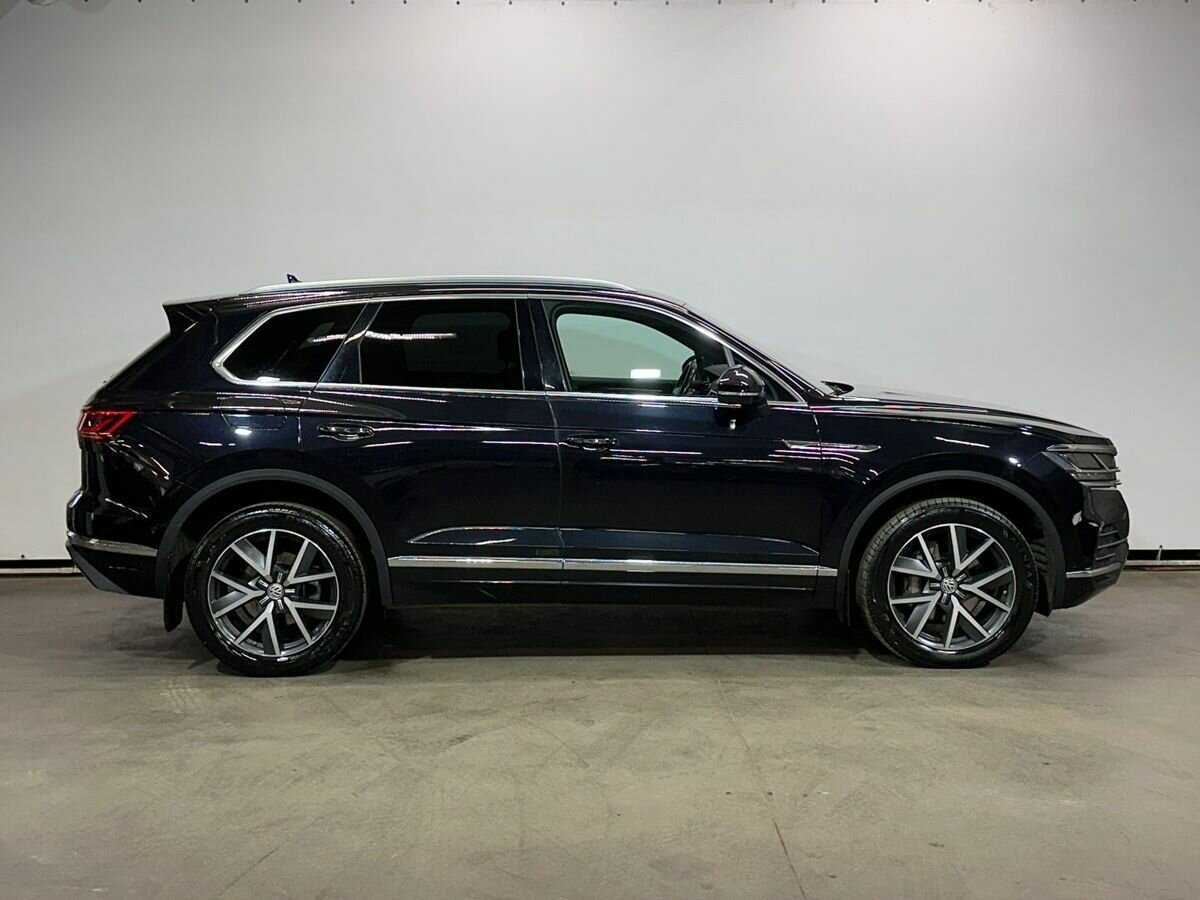 Volkswagen Touareg с пробегом — 2020 год. Фото: #3