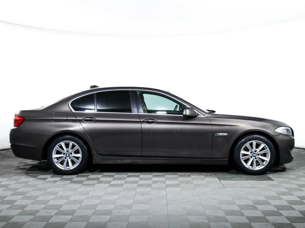 BMW 5 серии с пробегом — 2012 год. Фото: #3