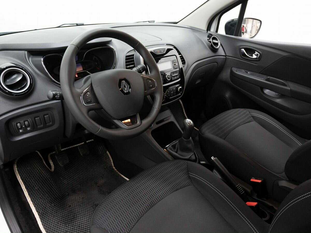 Renault Kaptur с пробегом — 2017 год. Фото: #6