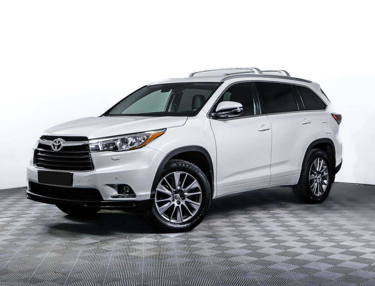 Toyota Highlander с пробегом — 2015 год. Фото: #0
