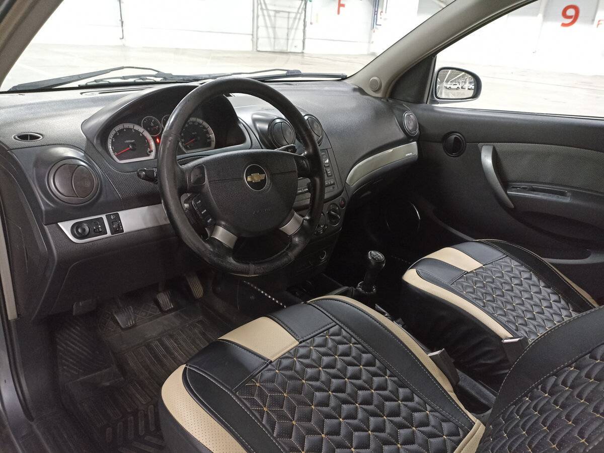 Chevrolet Aveo с пробегом — 2008 год. Фото: #15