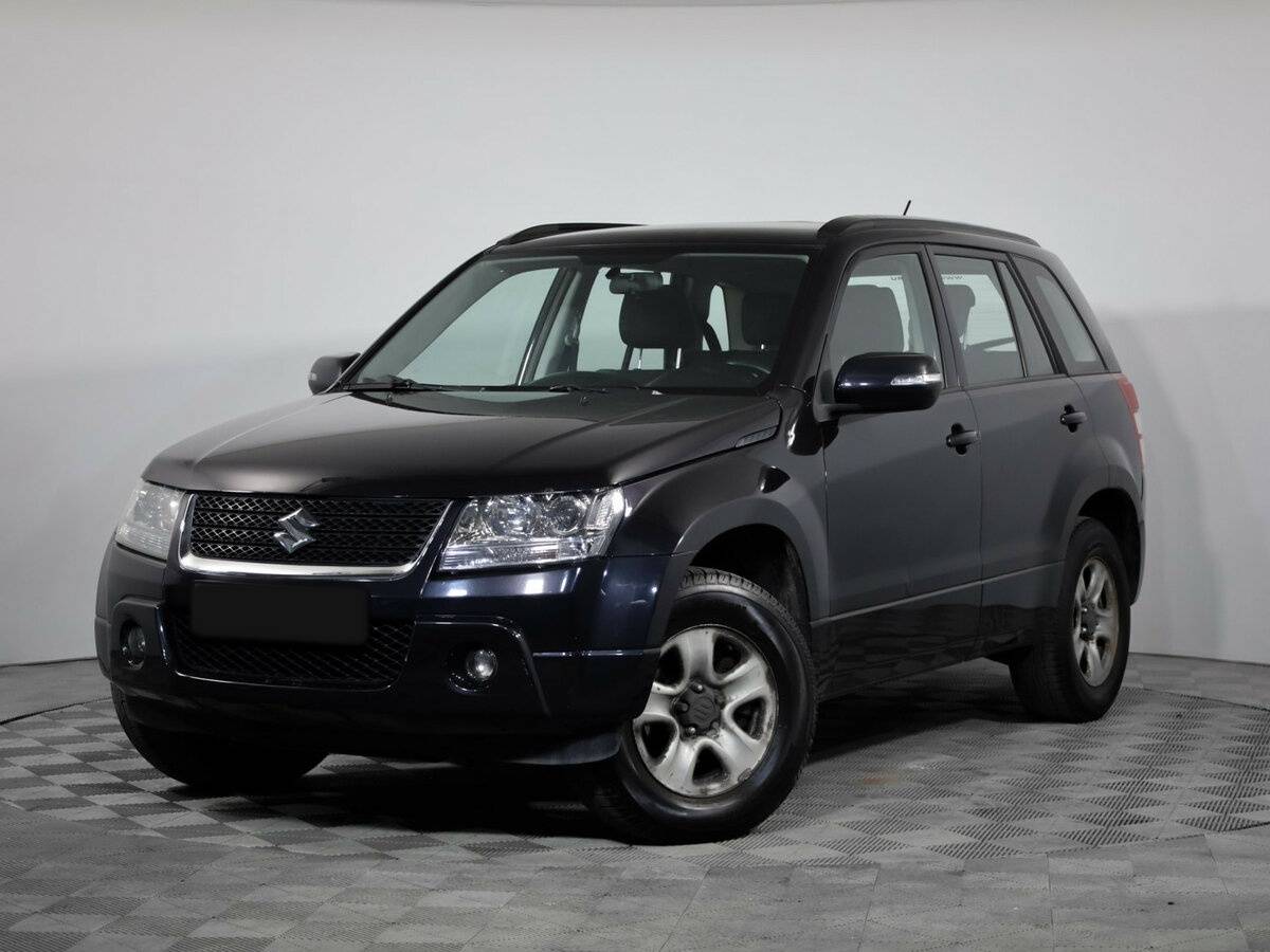 Suzuki Grand Vitara с пробегом — 2011 год. Фото: #0