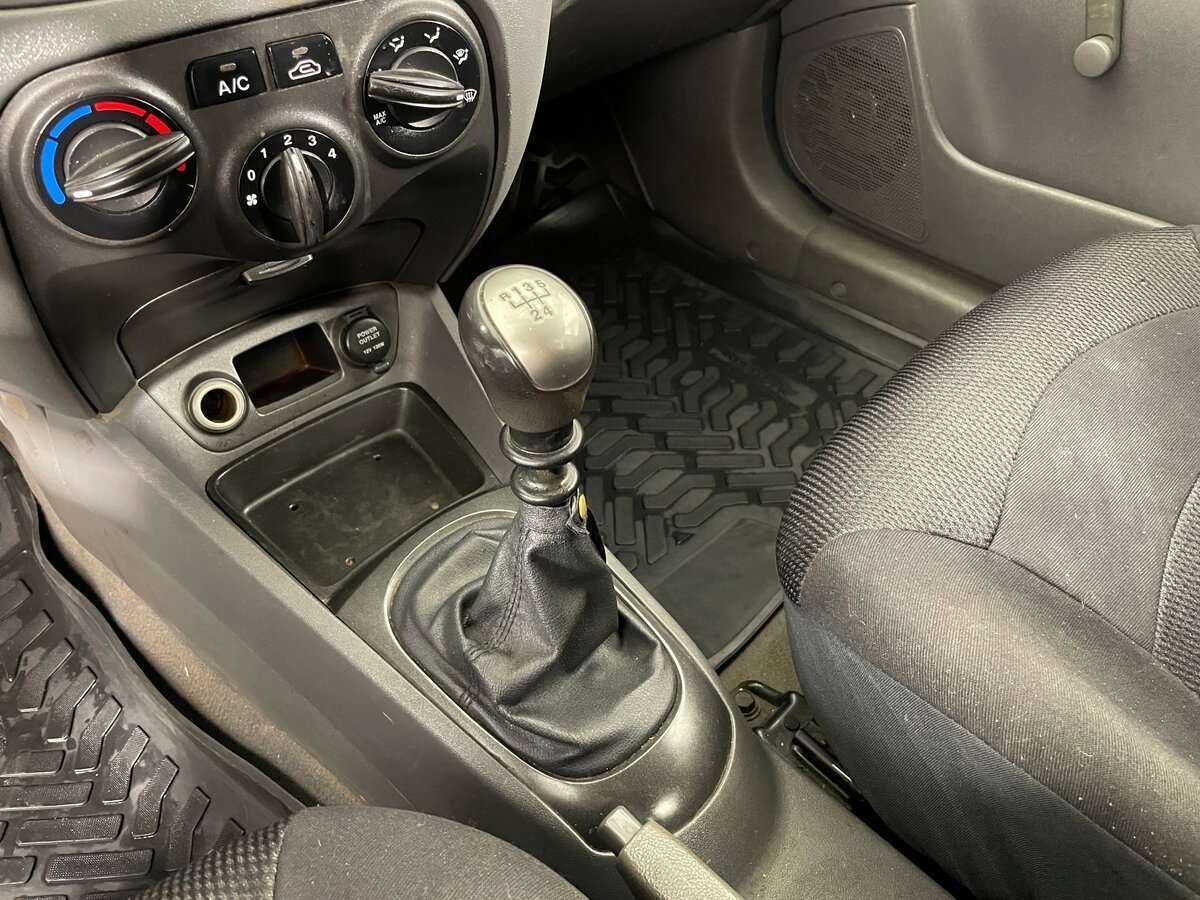 Kia Rio с пробегом — 2007 год. Фото: #13