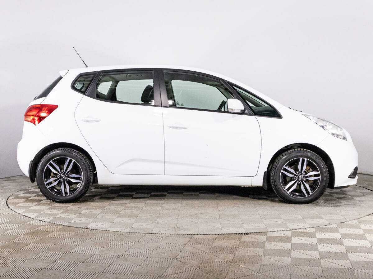 Kia Venga с пробегом — 2015 год. Фото: #3