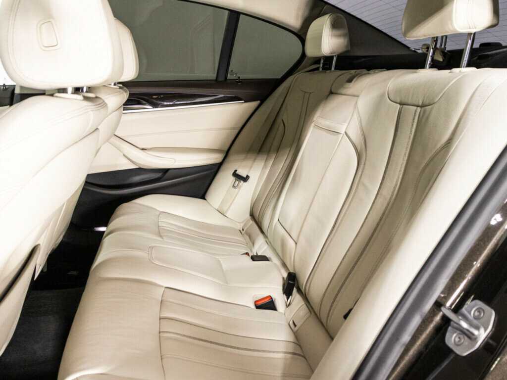 BMW 5 серии с пробегом — 2016 год. Фото: #9