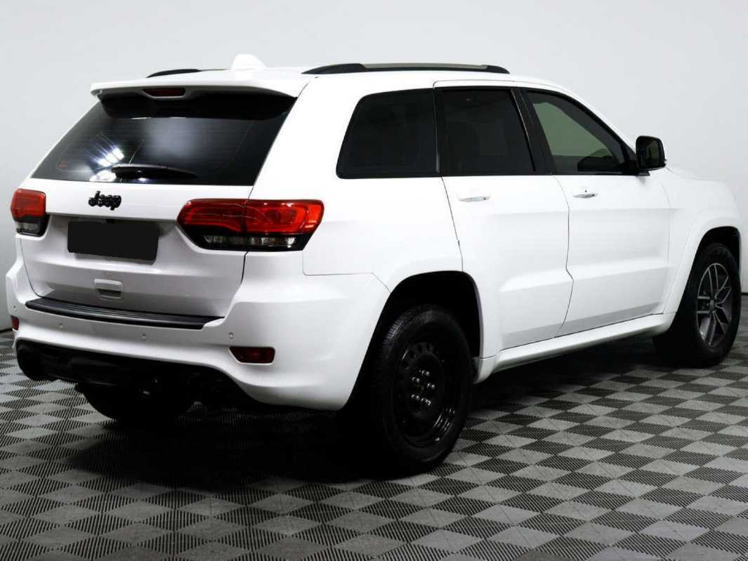 Jeep Grand Cherokee с пробегом — 2018 год. Фото: #4
