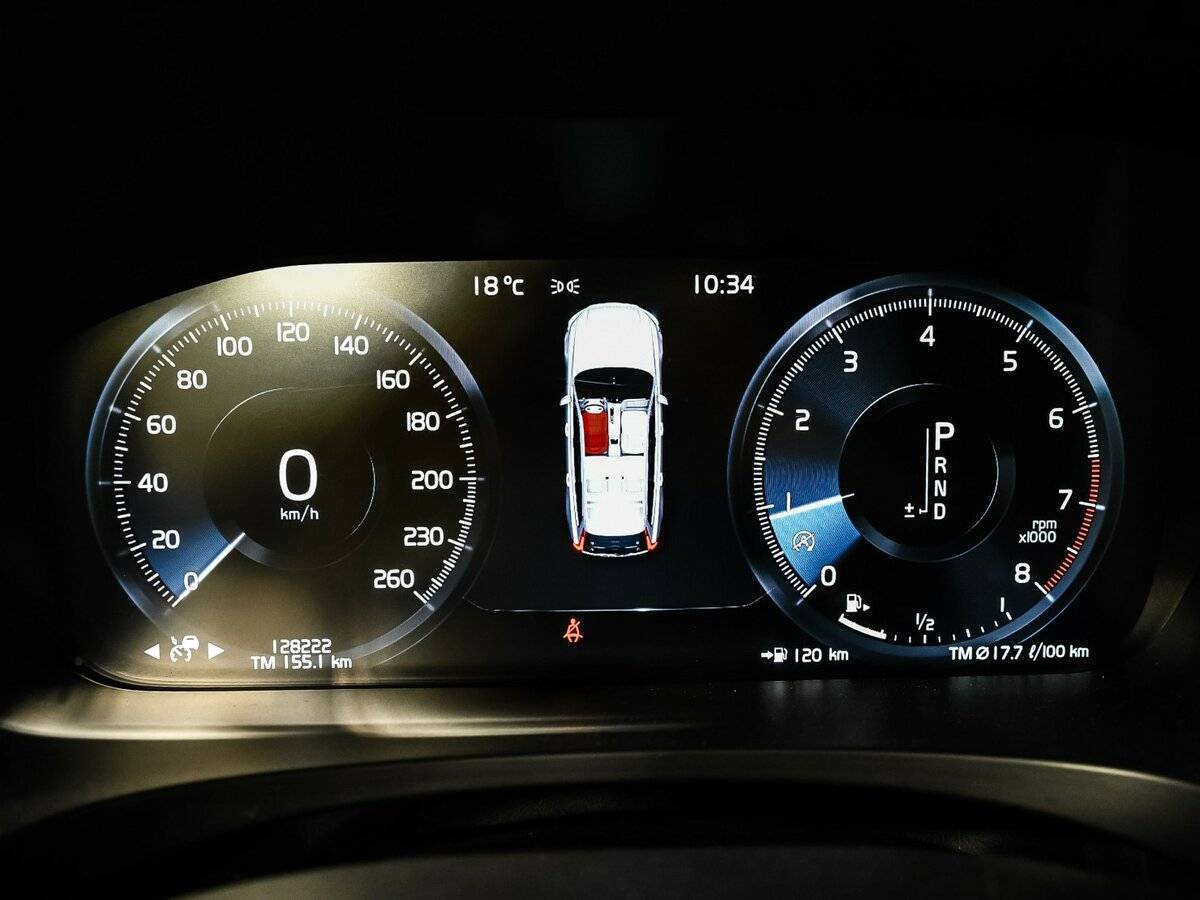 Volvo V90 Cross Country с пробегом — 2017 год. Фото: #9