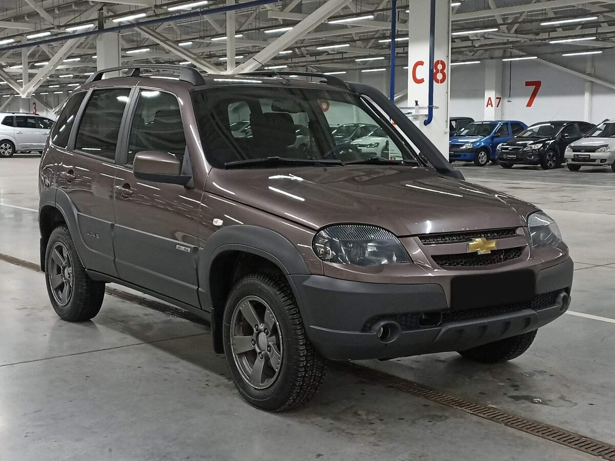 Chevrolet Niva с пробегом — 2018 год. Фото: #2