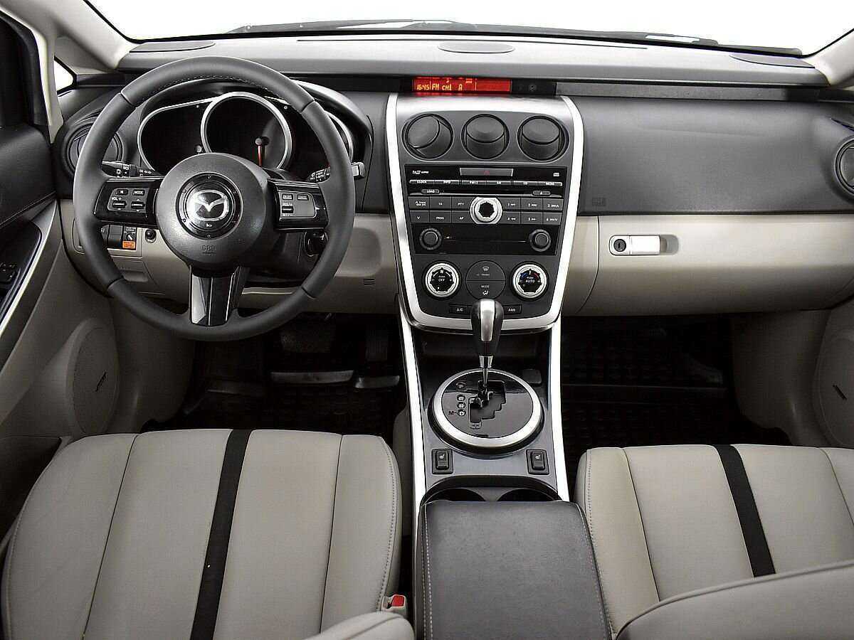 Mazda CX-7 с пробегом — 2008 год. Фото: #9