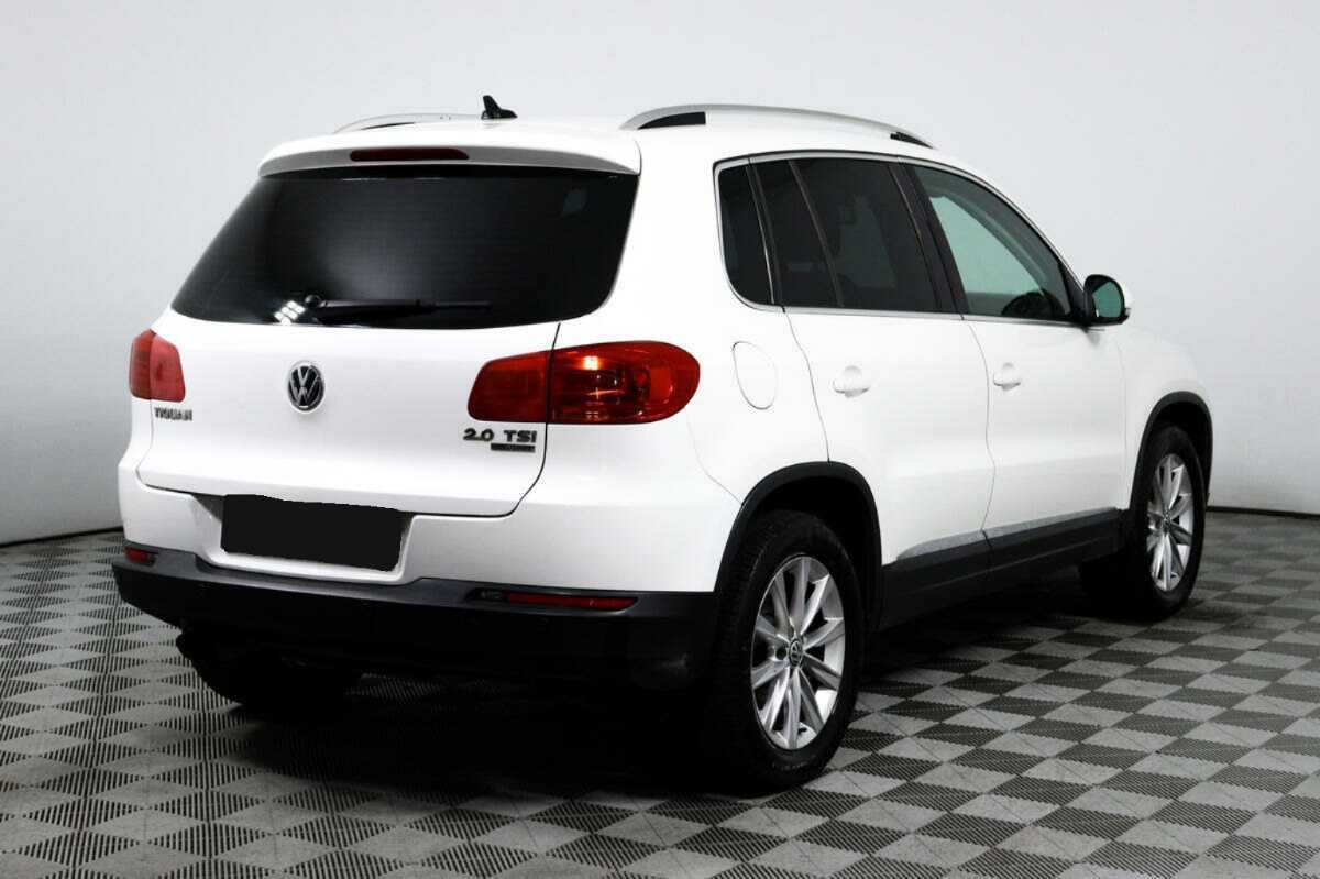 Volkswagen Tiguan с пробегом — 2011 год. Фото: #4