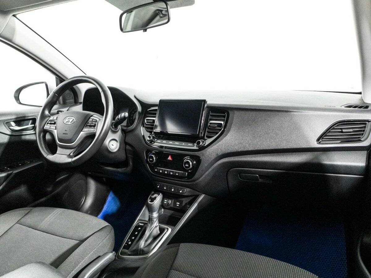 Hyundai Solaris с пробегом — 2020 год. Фото: #8