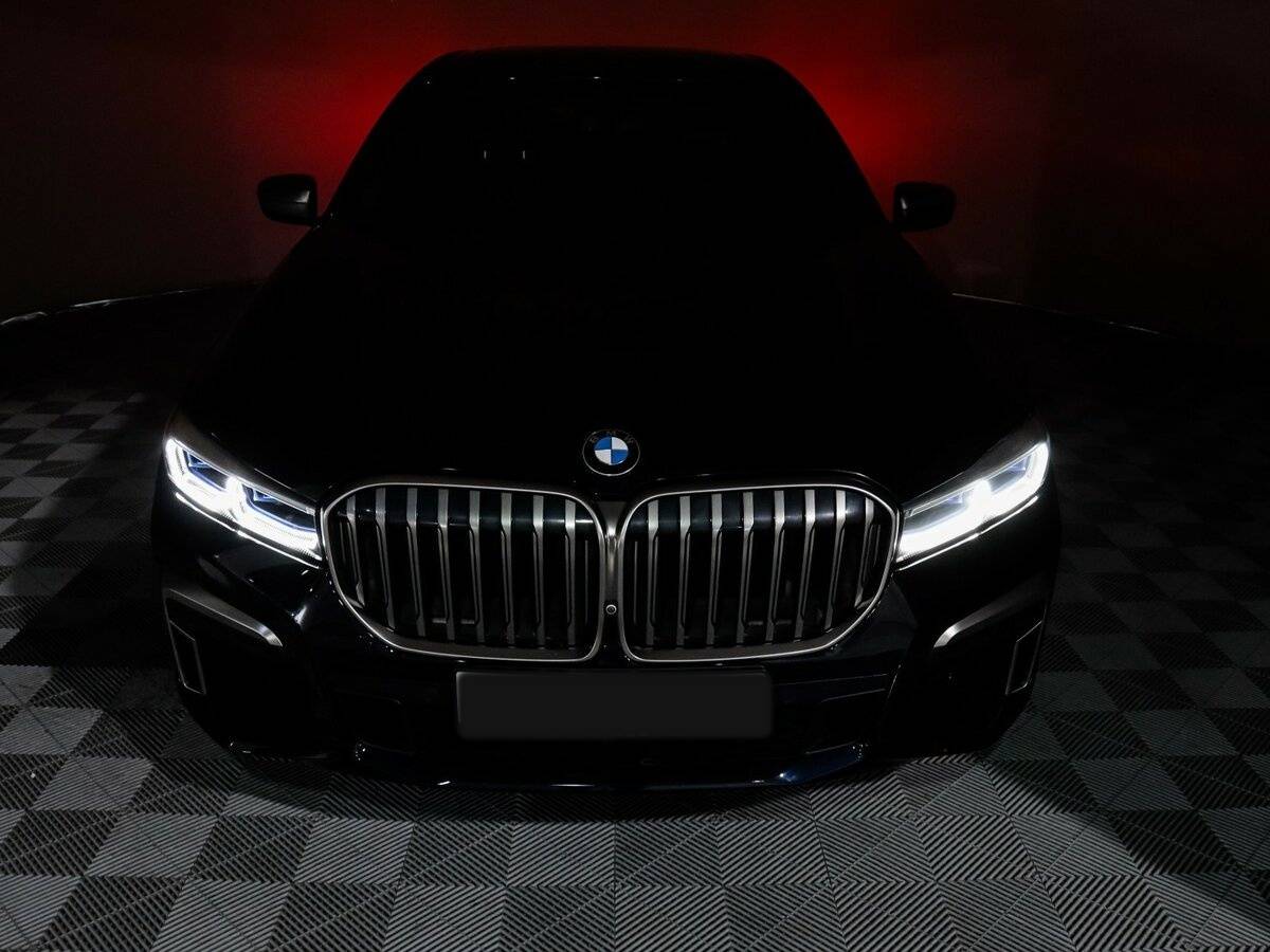 BMW 7 серии с пробегом — 2021 год. Фото: #20