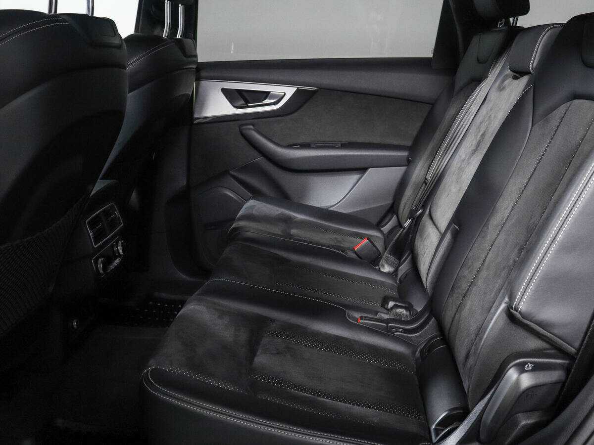 Audi Q7 с пробегом — 2018 год. Фото: #8