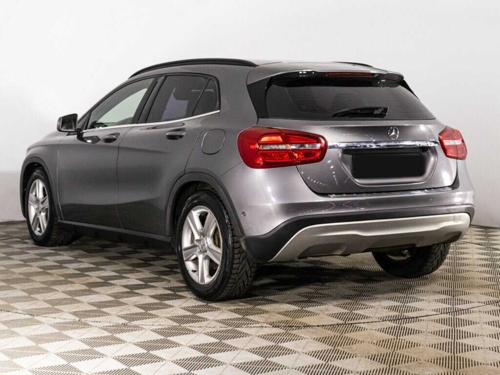 Mercedes-Benz GLA с пробегом — 2014 год. Фото: #6