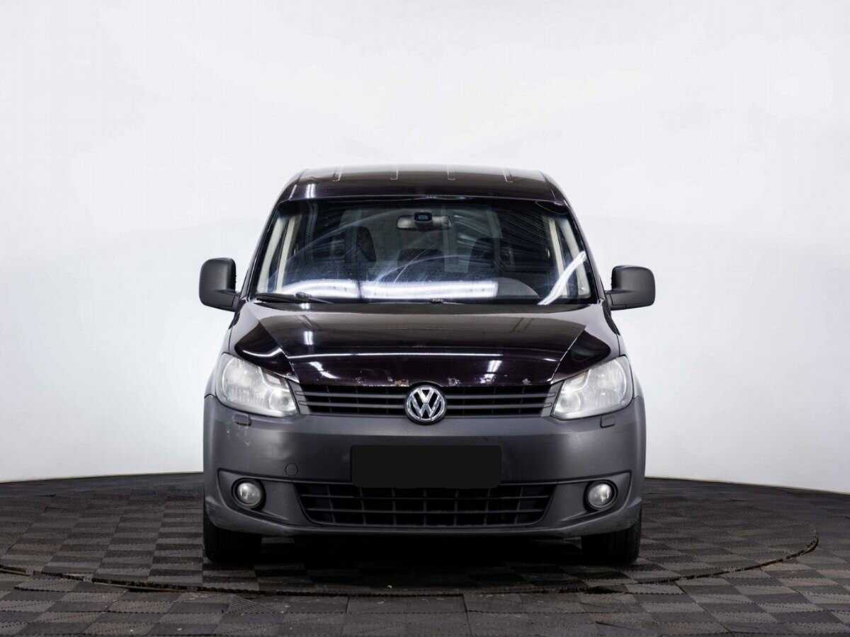 Volkswagen Caddy с пробегом — 2011 год. Фото: #1