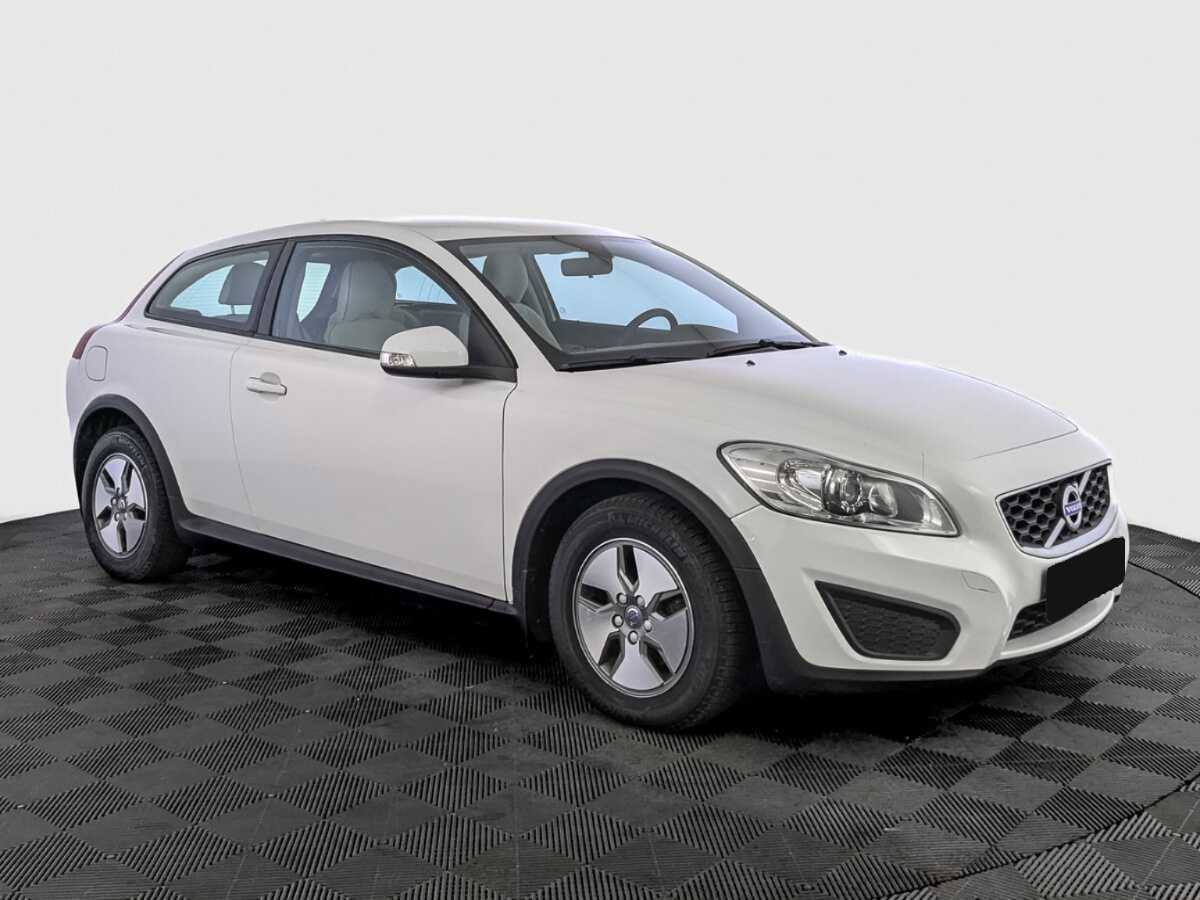 Volvo C30 с пробегом — 2012 год. Фото: #2