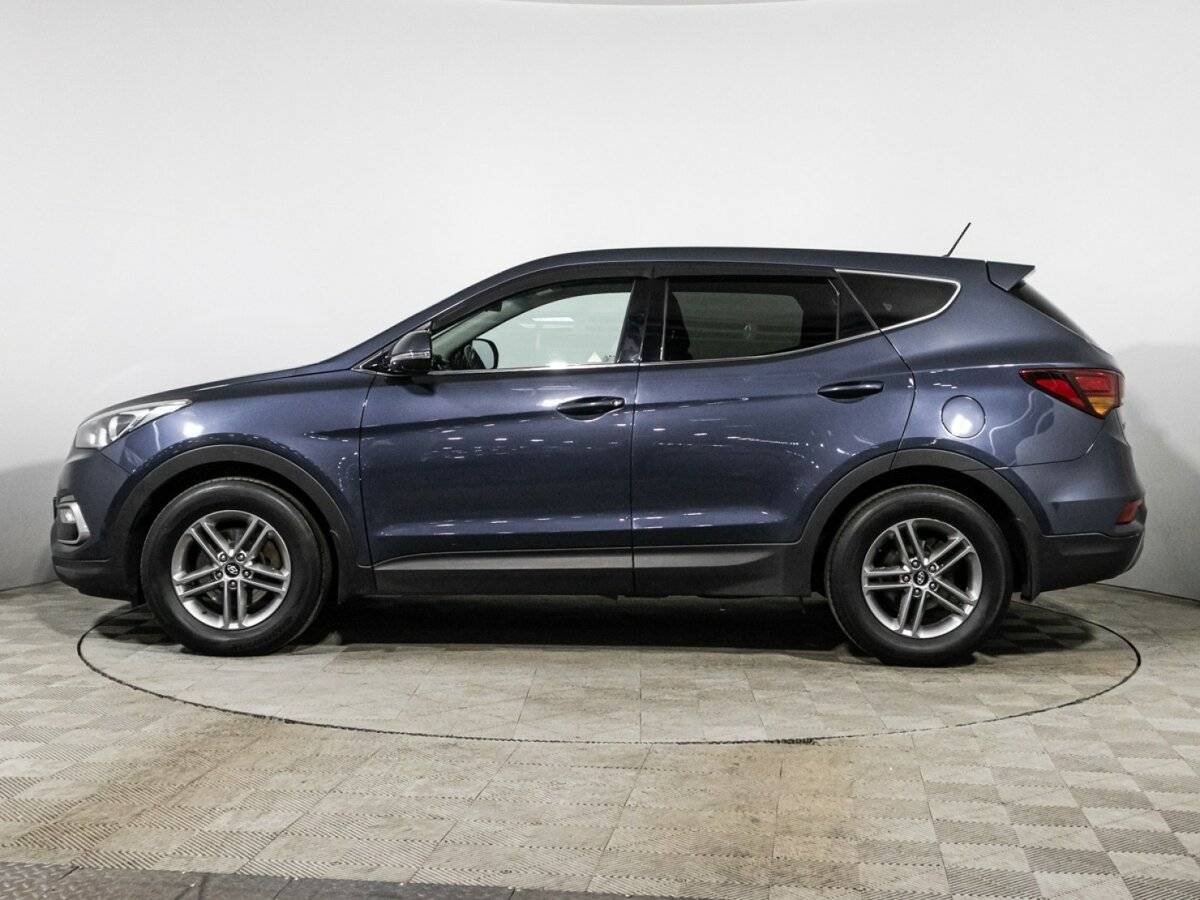 Hyundai Santa Fe с пробегом — 2016 год. Фото: #7