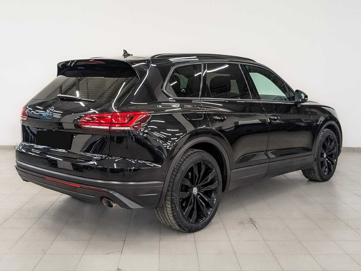 Volkswagen Touareg с пробегом — 2019 год. Фото: #4
