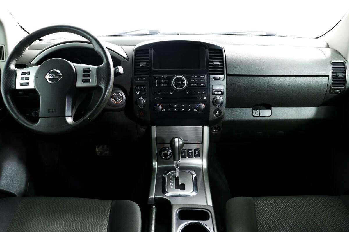 Nissan Pathfinder с пробегом — 2011 год. Фото: #10