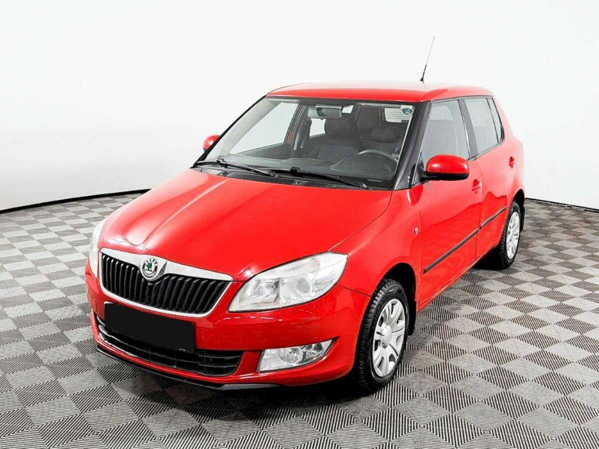 Skoda Fabia с пробегом — 2010 год. Посмотреть фото