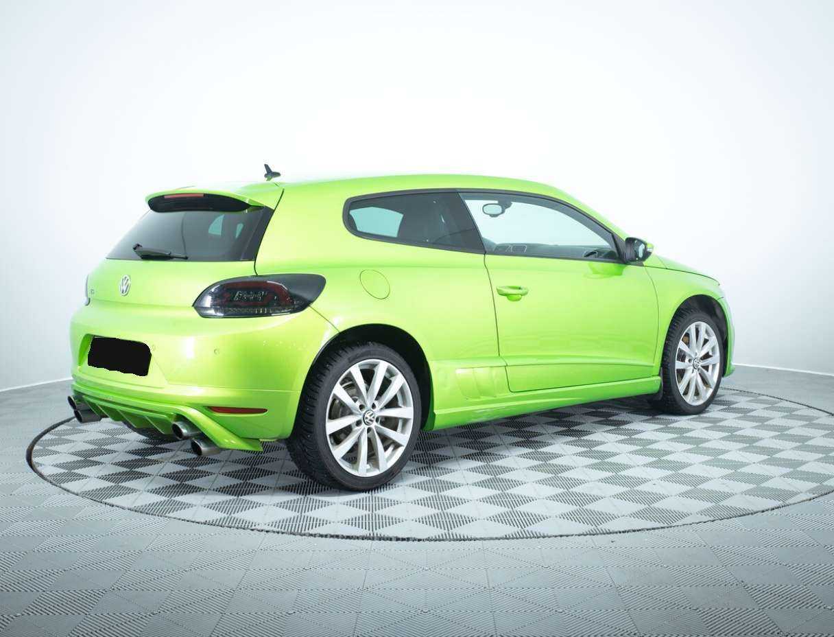 Volkswagen Scirocco с пробегом — 2011 год. Фото: #4
