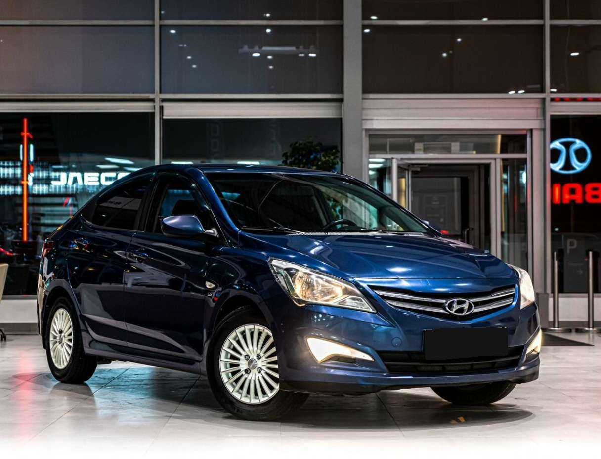 Hyundai Solaris с пробегом — 2015 год. Фото: #1