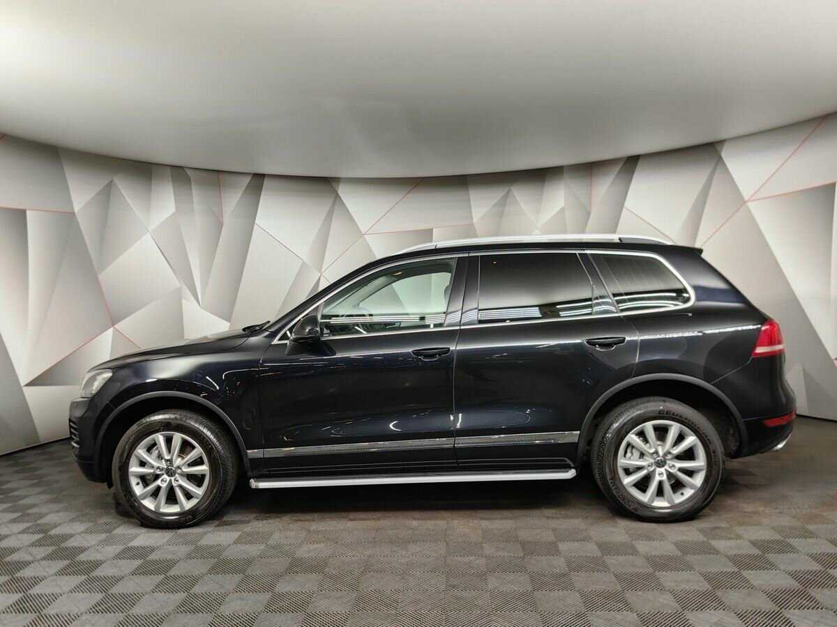 Volkswagen Touareg с пробегом — 2011 год. Фото: #4