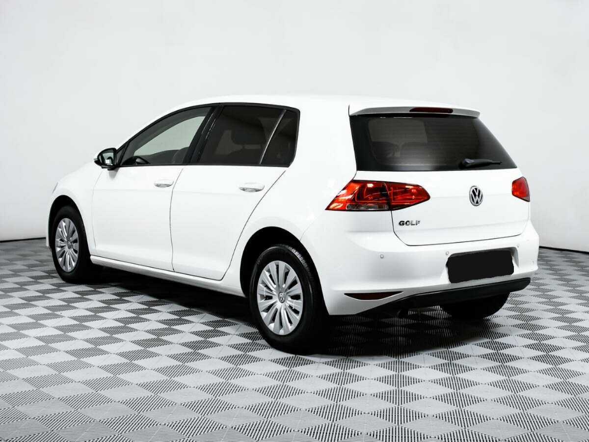 Volkswagen Golf с пробегом — 2015 год. Фото: #6
