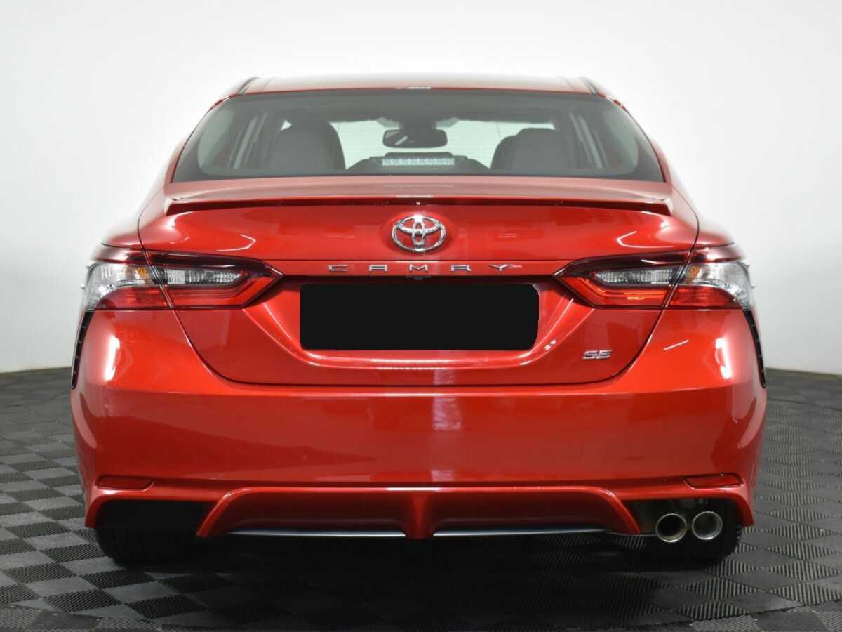 Toyota Camry с пробегом — 2022 год. Фото: #4