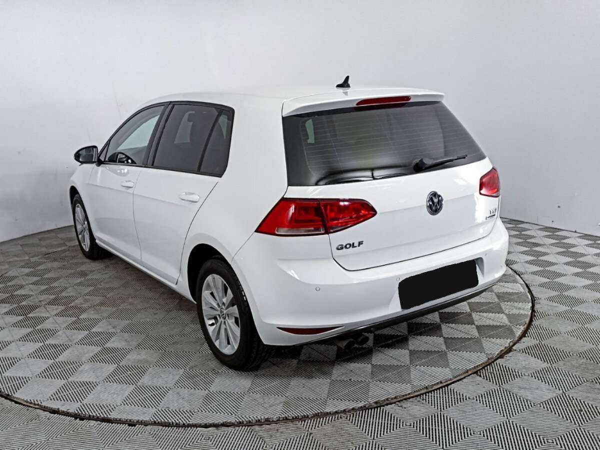 Volkswagen Golf с пробегом — 2014 год. Фото: #6