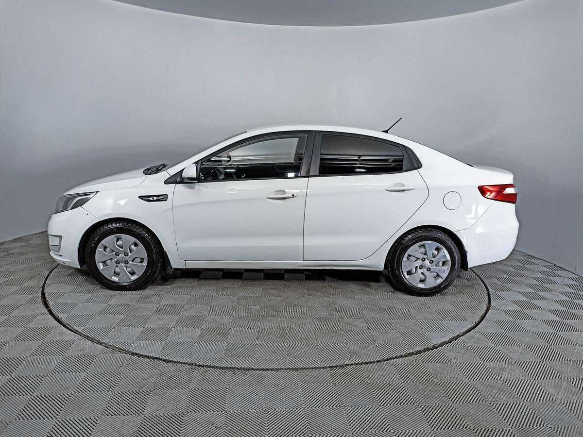Kia Rio с пробегом — 2014 год. Фото: #7