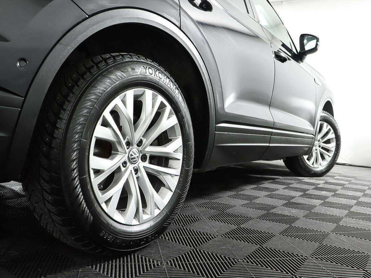 Volkswagen Touareg с пробегом — 2019 год. Фото: #27